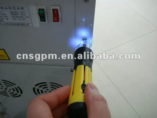 6 in 1 Mini Promotion Screwdriver Set with Torch