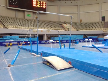 Gymnastic uneven Bars the best quality in China, safe reliable,hot sale,fiberglass