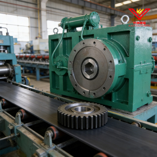 Зеленый резиновый экструзионный редуктор с верхним масляным радиатором