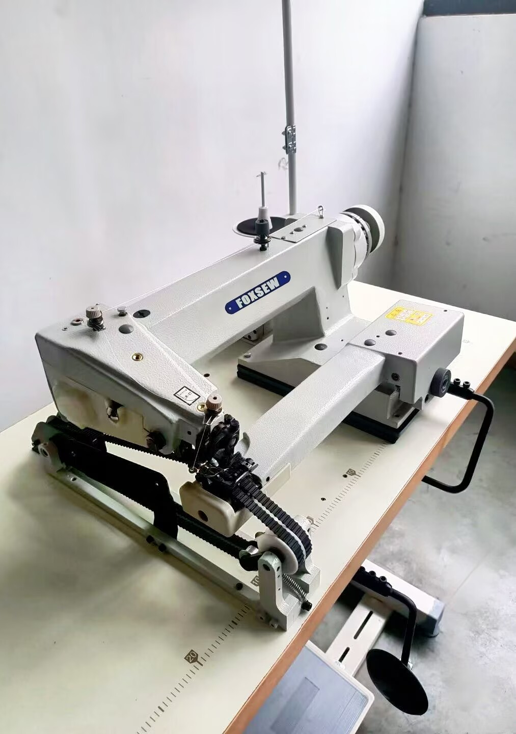 Long Arm Neoprene Blind Stitch Sewing Machine FOXSEW FX1430L -7