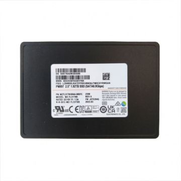 1.92TB 1920GB PM897サーバー内部SSDドライブ6 Gbps SATAインターフェイスを備えた560/530 MB/sの読み取り/書き込み速度と97K/60K IOPSを提供