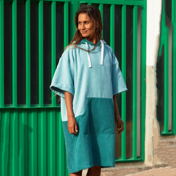 Custom Color Microfiber Surf Poncho - Factory Wholesale Beach Towel & Drying Robe