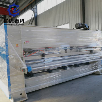 Macchina per punzonatura per la coperta in feltro e la produzione di tappeti