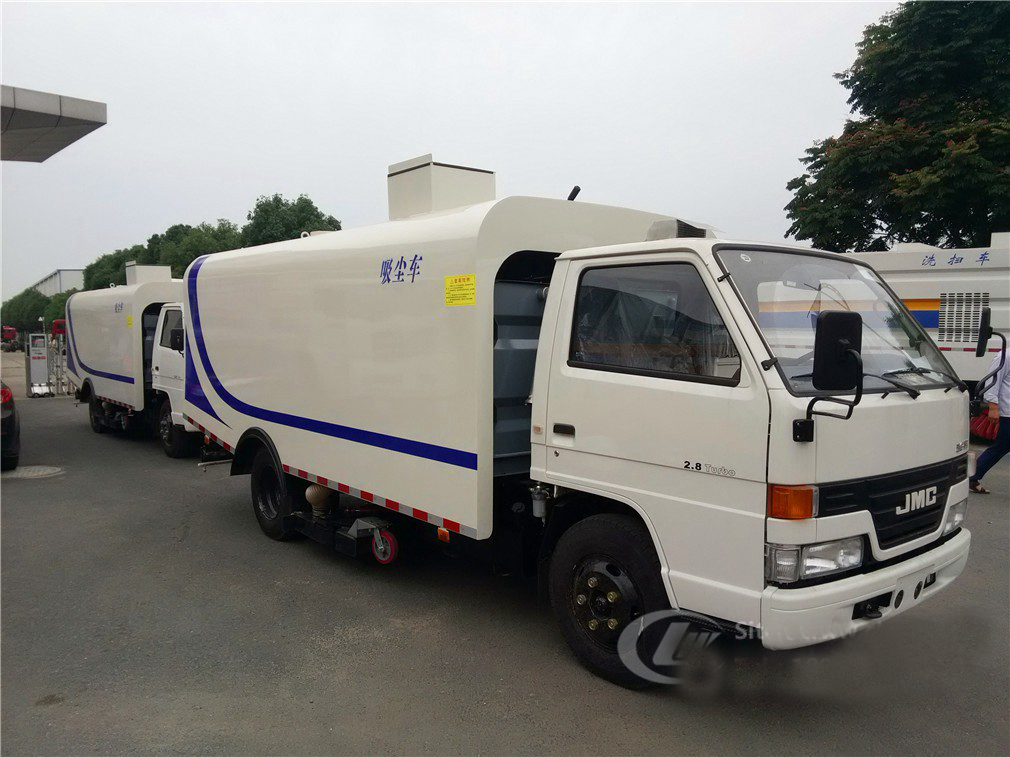 sweeper truck in china 1