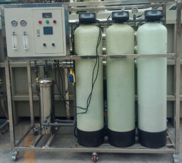 Reverse osmosis pure water machines