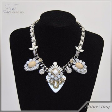 wholesale fashion jewelry rhinestone pendants for chunky necklace