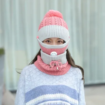 Women's Knitted Hat and Scarf Set