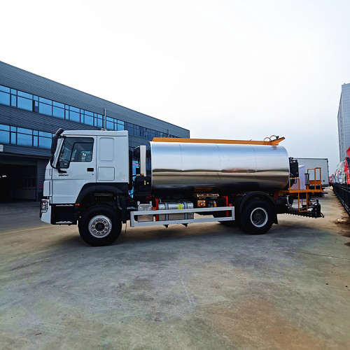 Sinotruk Howo 10CBM Асфальтовой грузовик