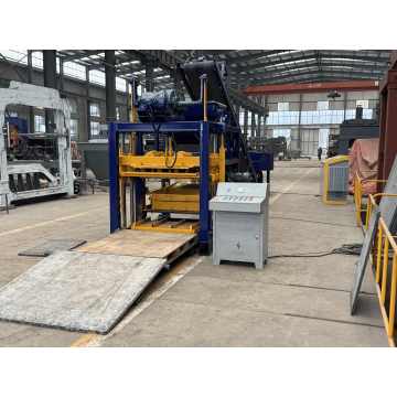 Автоматическая блочная формовочная машина для цементных продуктов