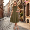Abito lungo a trapezio in pelle scamosciata verde senza maniche