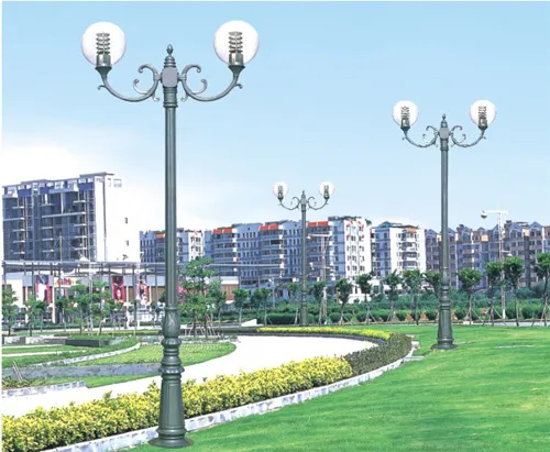 Sand-cast Aluminium Garden Lamp