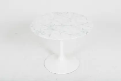 Eero saarinen tulip dining table