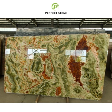 Green Onyx Slab with Golden Veins for Hotel and Apartment Interiors