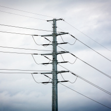 Qaybinta qadka iskaga gudbinta qadka saliida