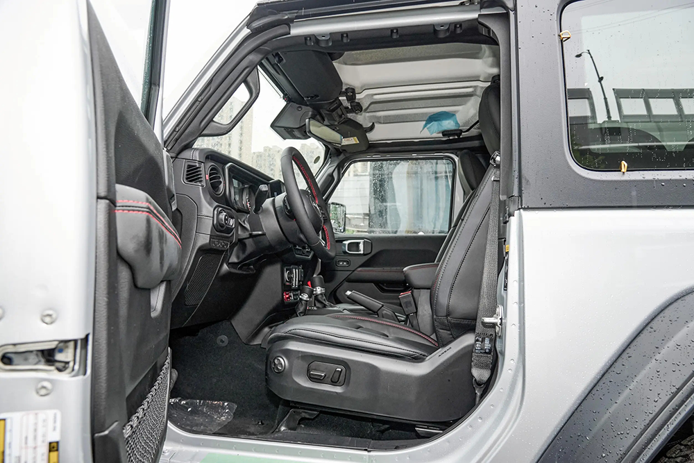 Jeep Wrangler (13)