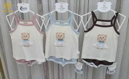 Cute little bear print sleeveless baby jumpsuit