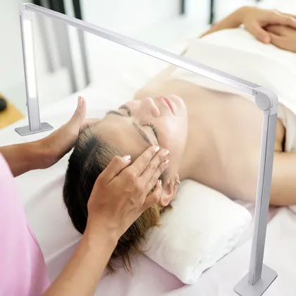 2024 New Design Superior Lash Lamp Paired With Nail Tech Desk Lamp