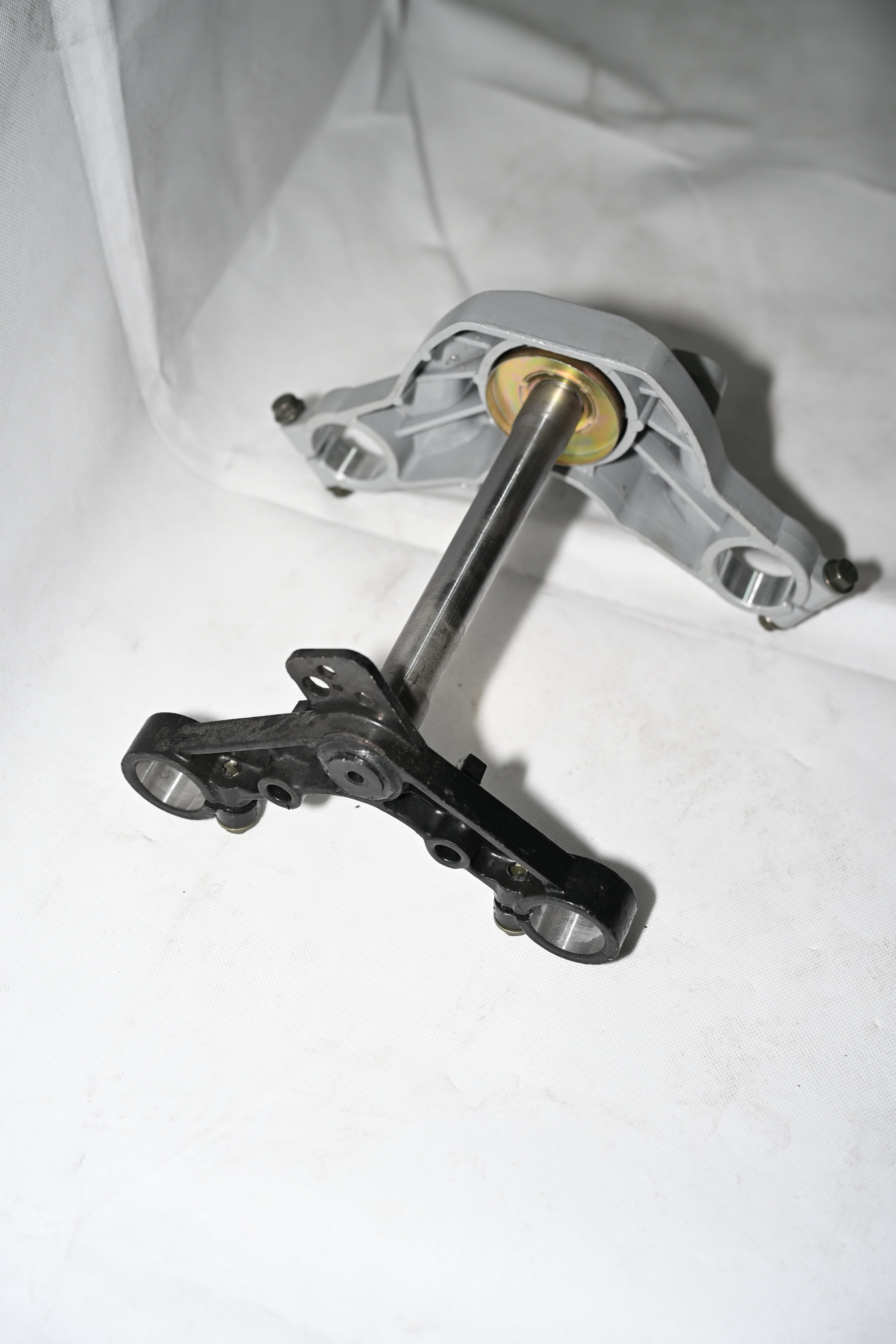 Tricycle front fork clamp