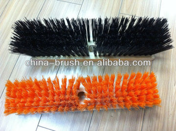 Floor brush