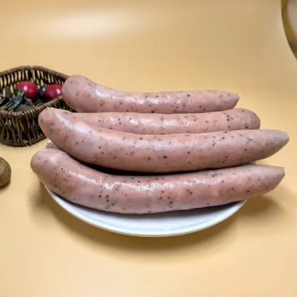 Black pepper braised pork and chicken sausages