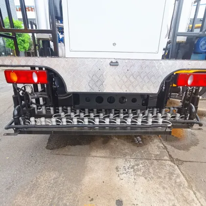 DONGFENG asphalt distribution truck