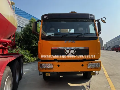 FAW 6X4 340HP Truck Mounted UNIC URV1200 Crane