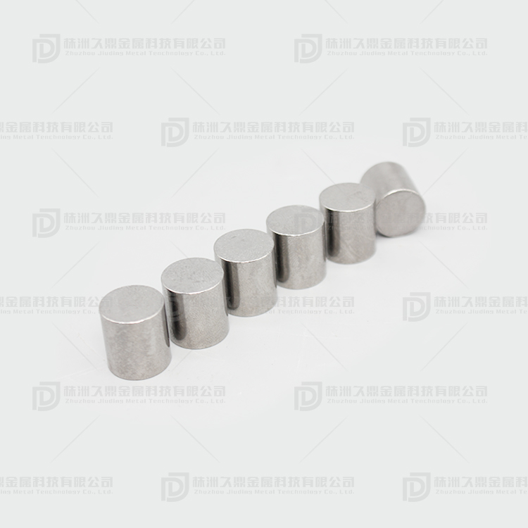 Tungsten heavy alloy tip