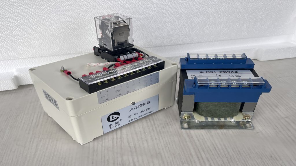 Spark controller002