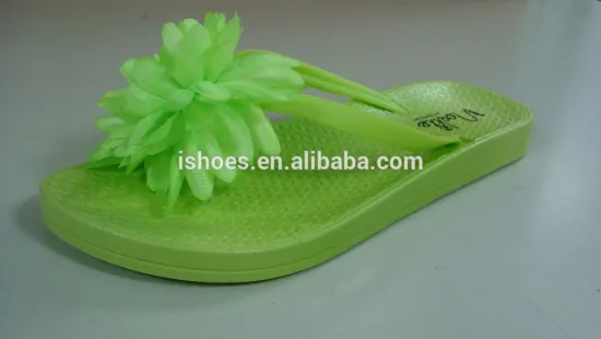 ladies basic fashion beach summer pvc slipper with flower decoration