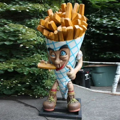 Decoration cartoon resin fiberglass french fries statue