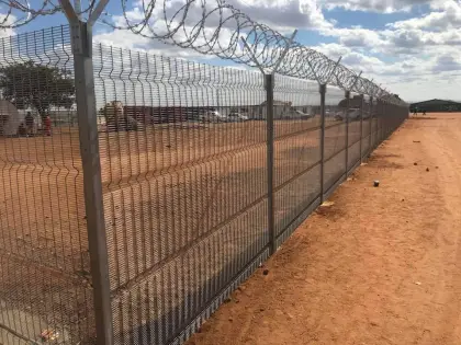 Clear Vu High Security Clearview 358 Anti Climb Fence for Prison