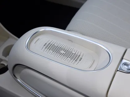 2024 Ora Good Cat Mini Electric Small Car - 4 Wheel Electric Mini Vehicle