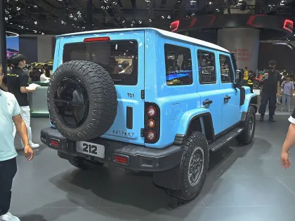 2025 BAW212 T01 2.0T CHANGFENG Edition