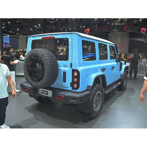 2025 BAW212 T01 2.0T Чангфенг издание