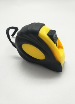 Exquisite and easy to pull the tape measure