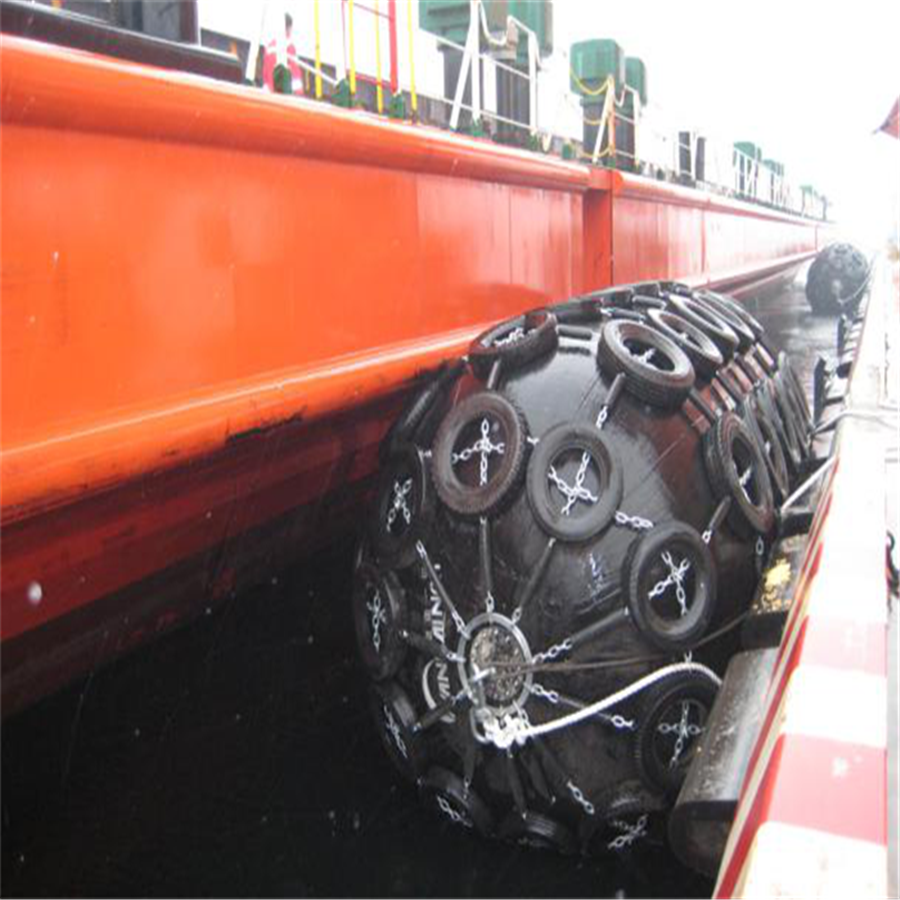 Net Type Pneumatic Fenders 