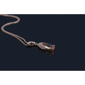 Swarovski crystal pendant necklace, fashion and with gold-platedNew