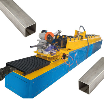 Servo melihat memotong stainless steel dinding persegi tabung mesin pembentuk pipa las