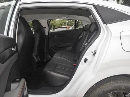 New Dongfeng AEOLUS Yixuan Electric Cars