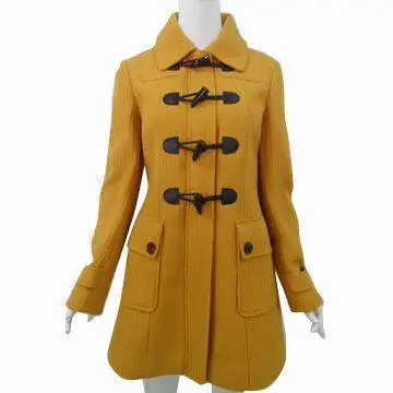 Women's coat with horn button