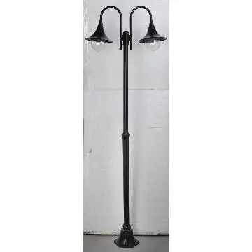 Classic outdoor garden light