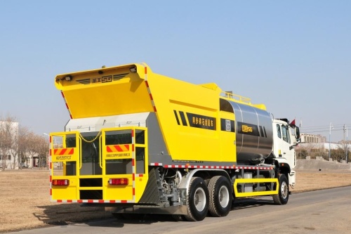 Asphalt And Gravel Synchronous Seal Truck