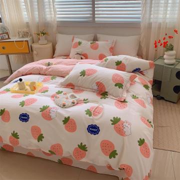 Conjunto de cama de capa de edredom de amor -strawberry