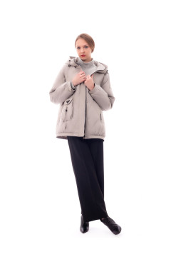Women's short coat with a hat