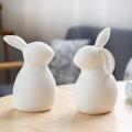 Keramik weiße Kaninchen -Osterdekoration
