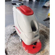 Fuerador de piso con batería