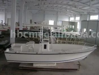 HD600 fishing boat