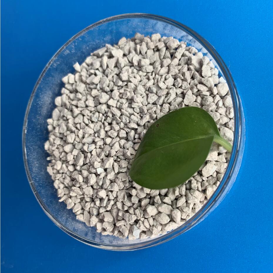 Grey granules MDCP 21% animal feed additive