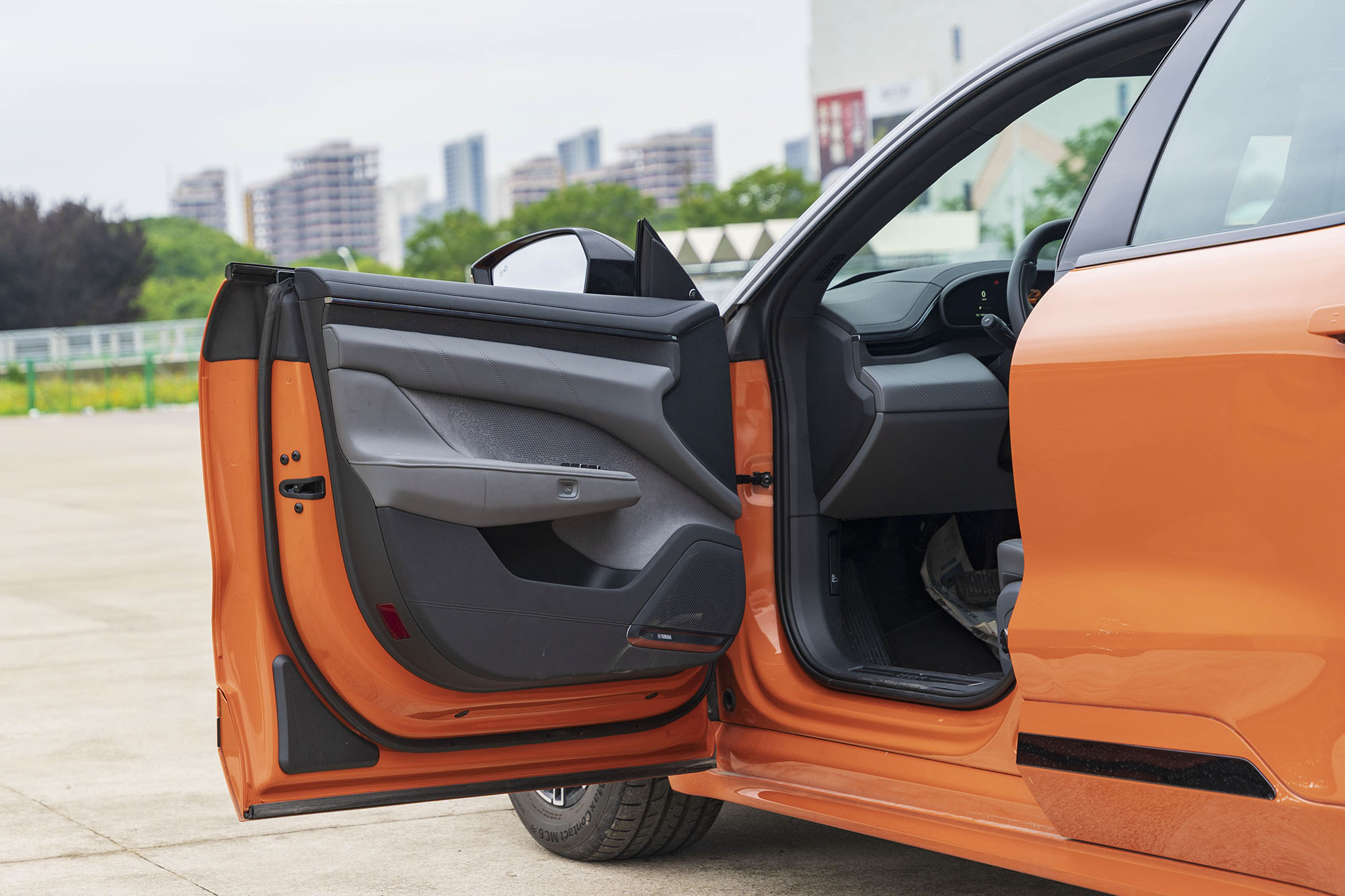 2025 WE Edition 95kWh 4WD