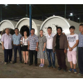 Automatic old rubber pyrolysis machine